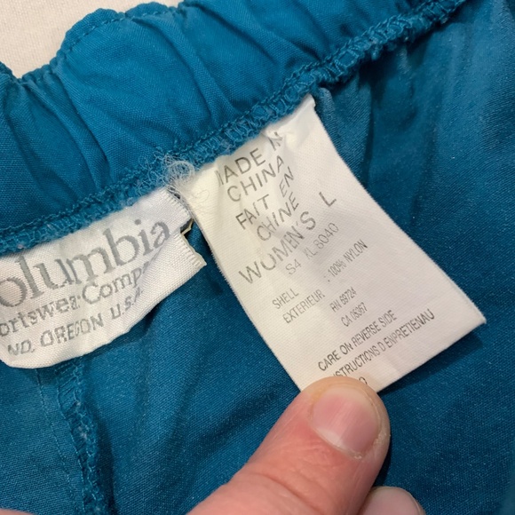 🌼 COLUMBIA WOMENS NYLON UNLINED SNOW SKI PANTS SIZE L 🌼 - Picture 3 of 5